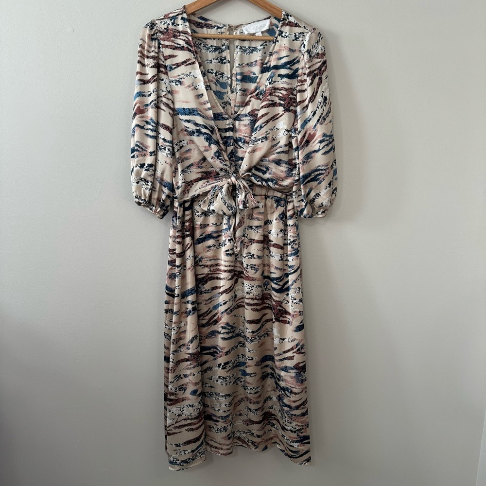Superfoxx Tie Front Animal Print V-Neck Satin Midi Dress Medium - Picture 2 of 13
